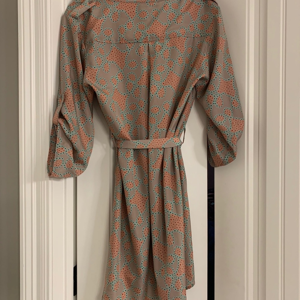 Dress : button down style - Picture 2 of 5